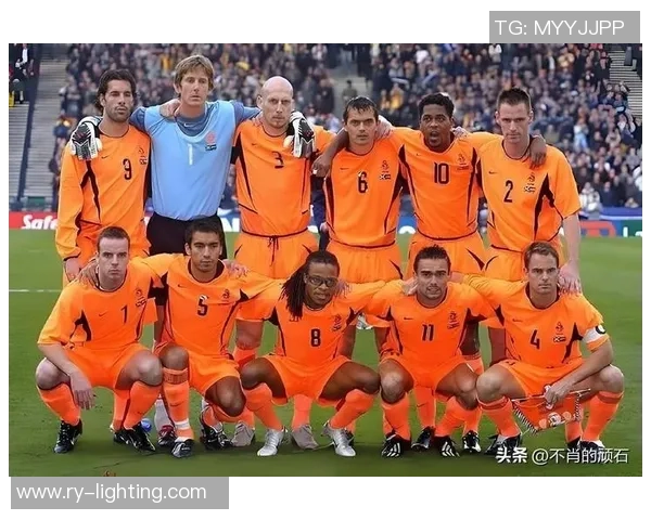 红魔足球明星阵容揭秘他们的辉煌成就与个人魅力分析 红魔足球明星阵容揭秘他们的辉煌成就与个人魅力分析