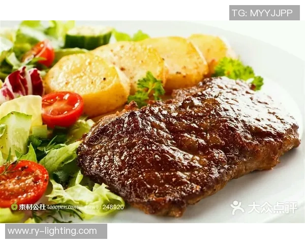 足球明星豪享黄金牛排背后的奢华生活与饮食文化揭秘 足球明星豪享黄金牛排背后的奢华生活与饮食文化揭秘